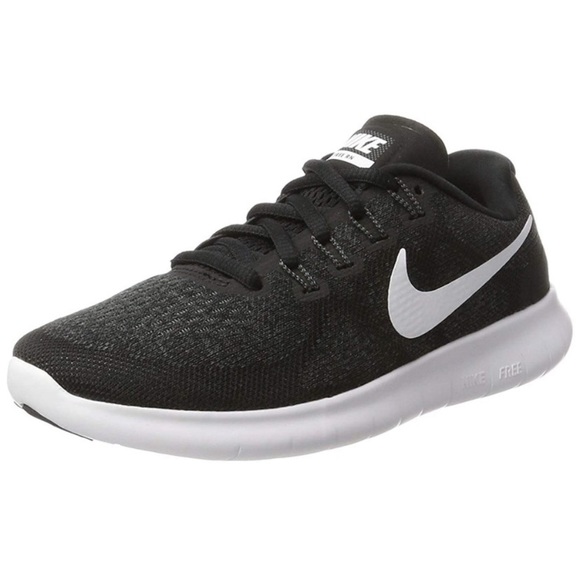 Nike Shoes - Nike running shoe size 9